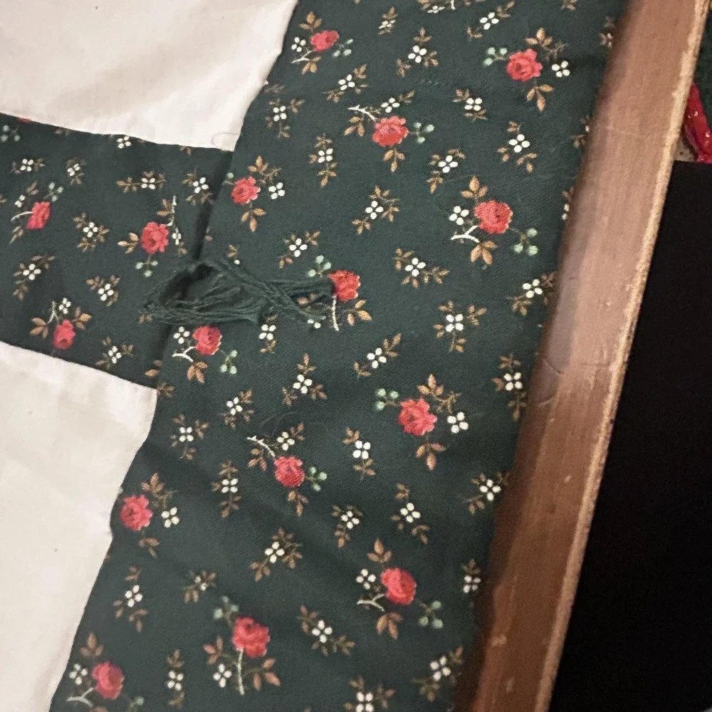 The Unbranded Brand vintage alice